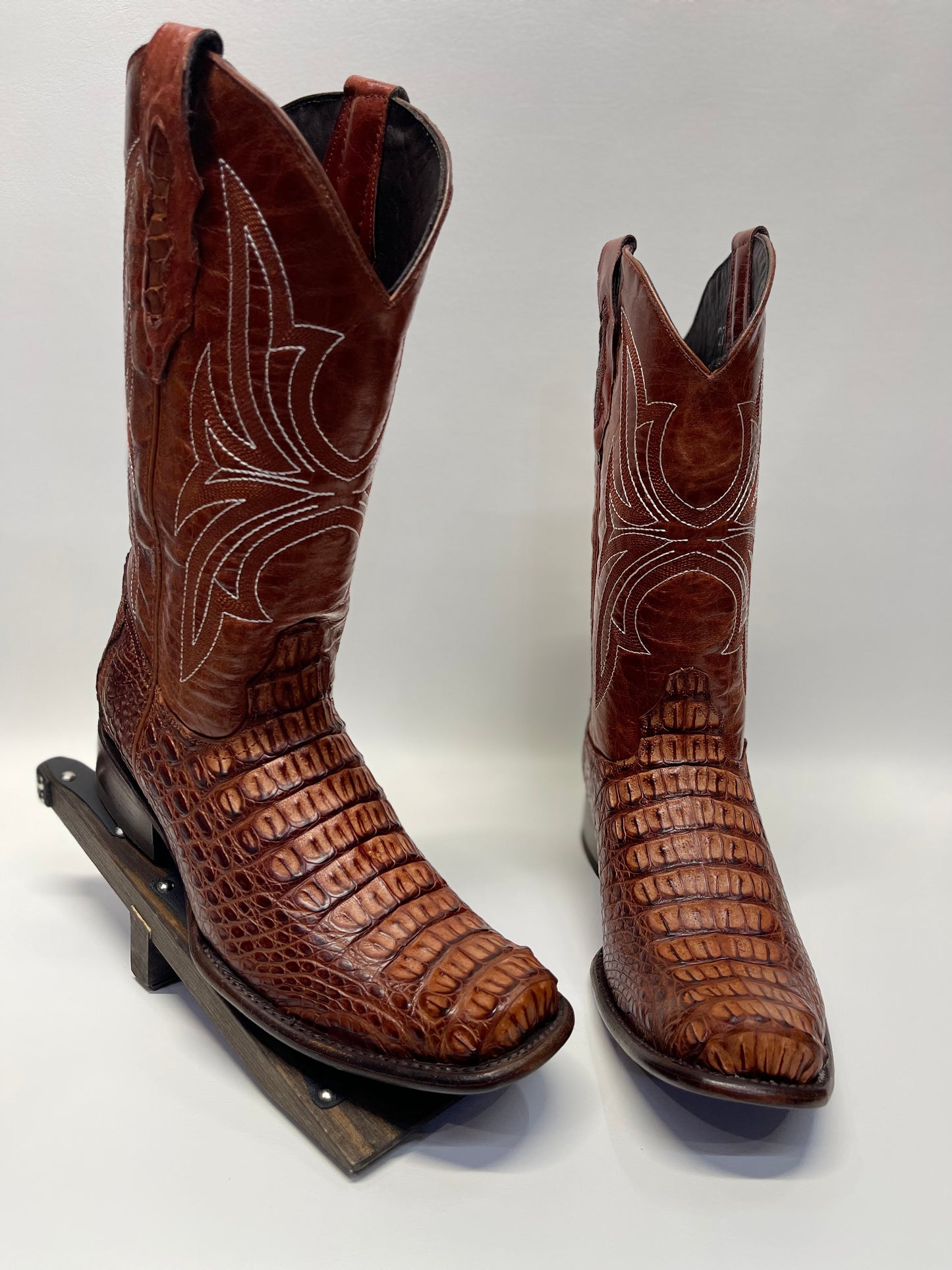 Men’s Genuine Exotic Caiman Back Cognac Levi Toe