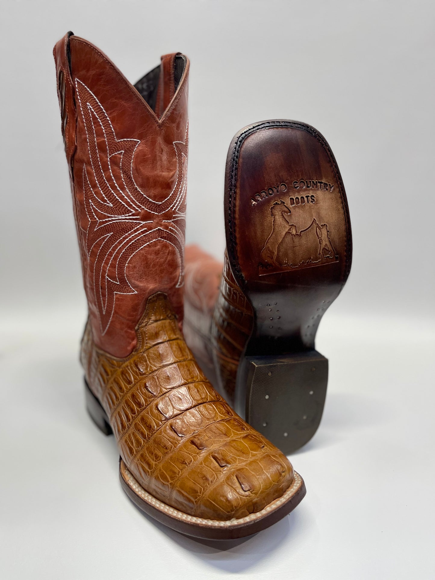 Men’s genuine caiman tail shedron
