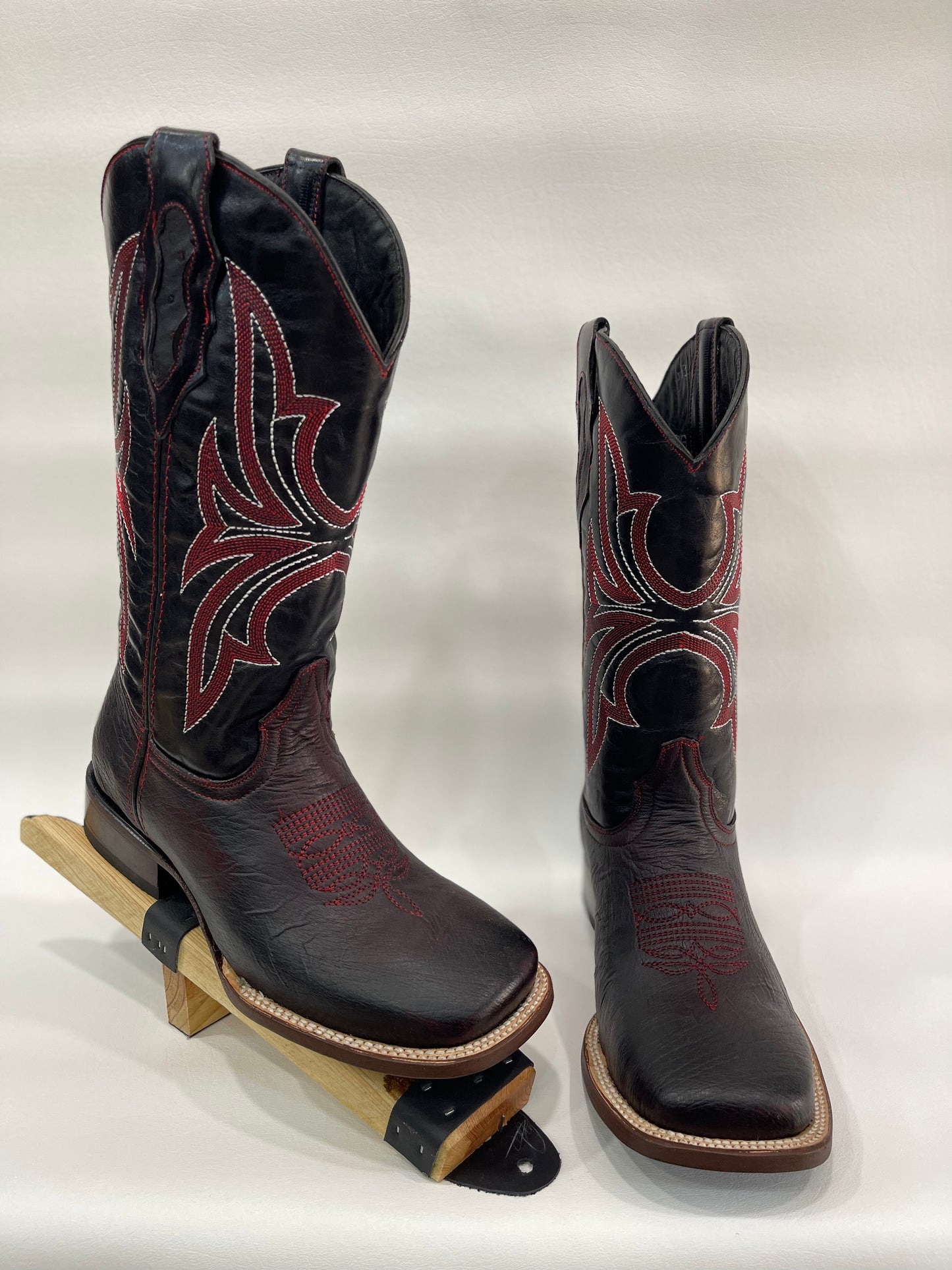 Men’s Genuine Exotic Smooth Ostrich Black Cherry