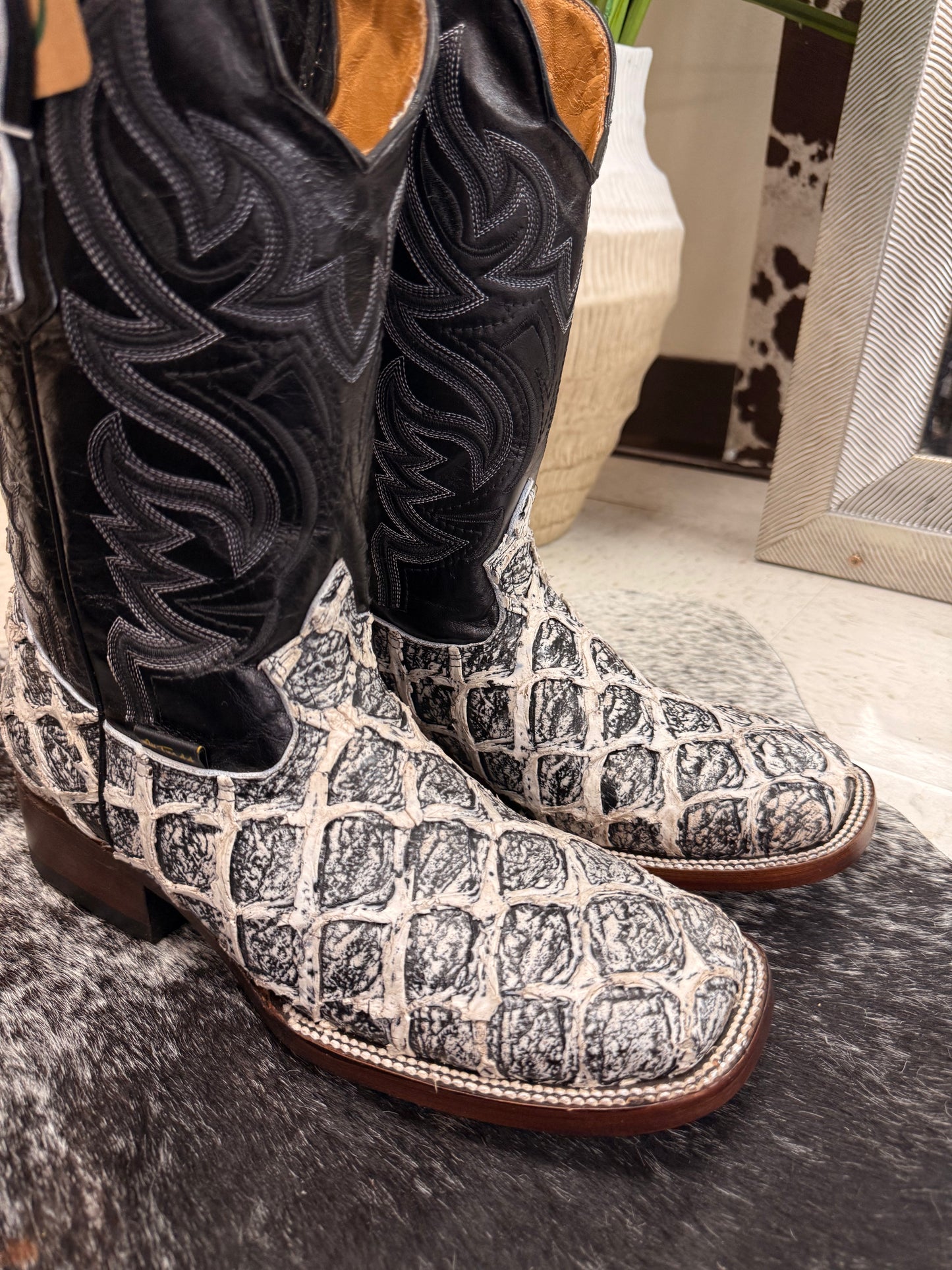 Men’s Exotic Print Cowboy Boots – Square Toe
