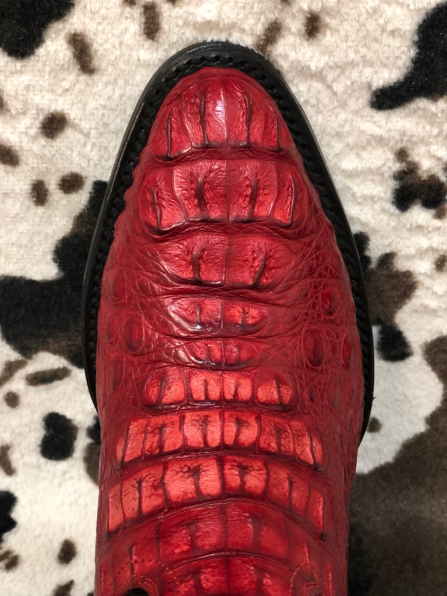 Men’s Genuine Exotic Caiman Neck Red