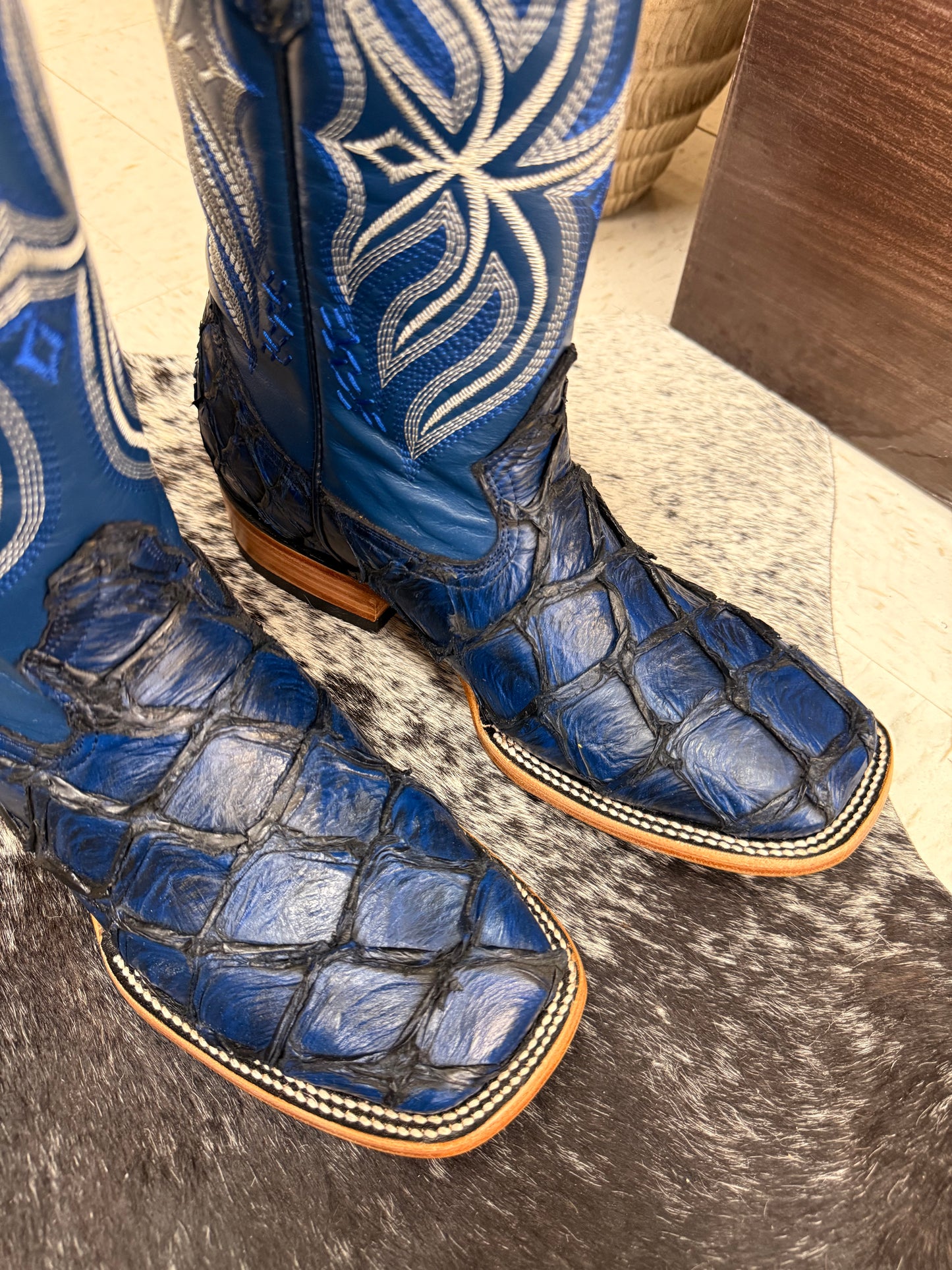Men’s Pirarucu Square-Toe Boots