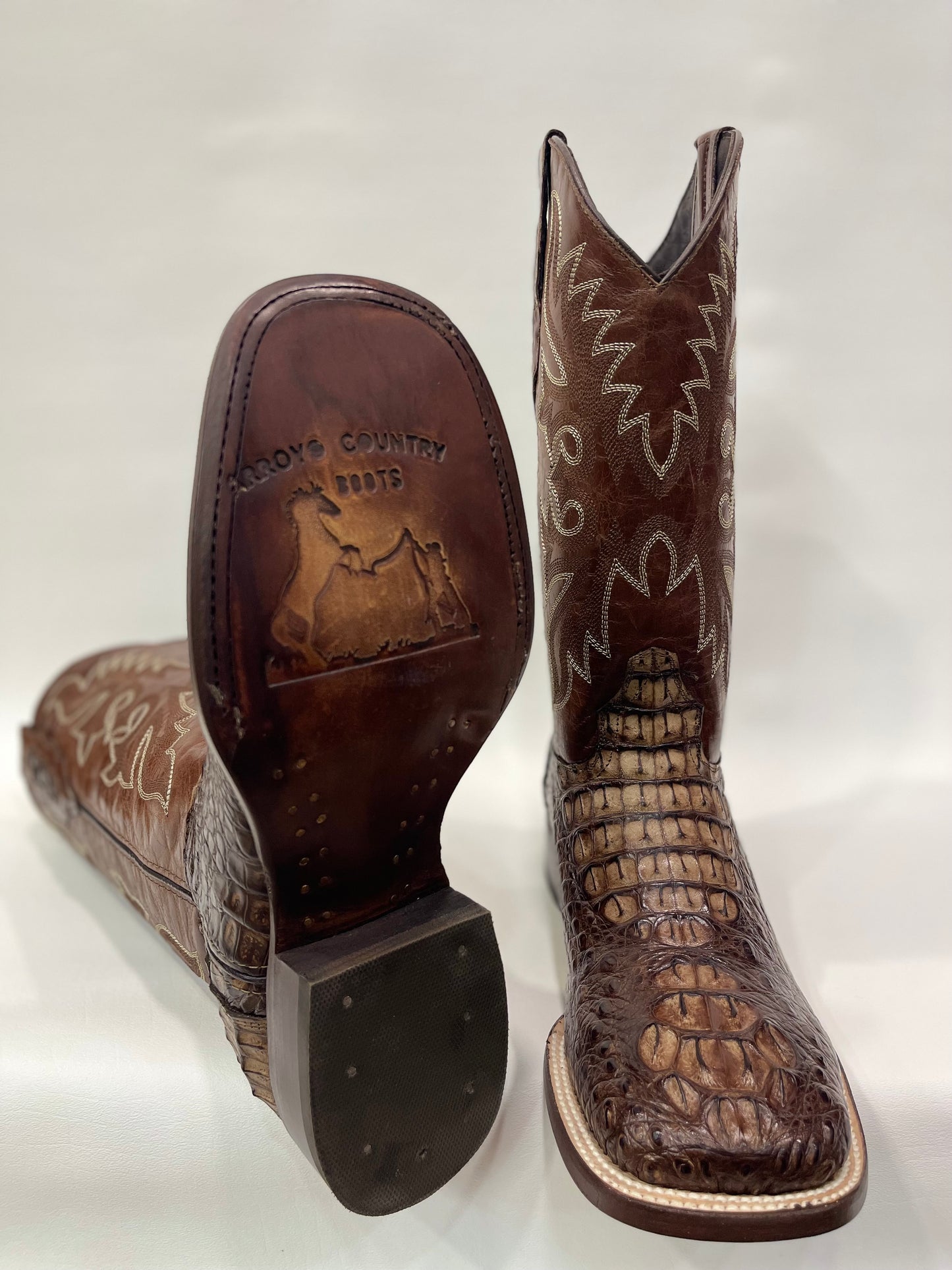 Men’s genuine exotic Caiman Neck Brown