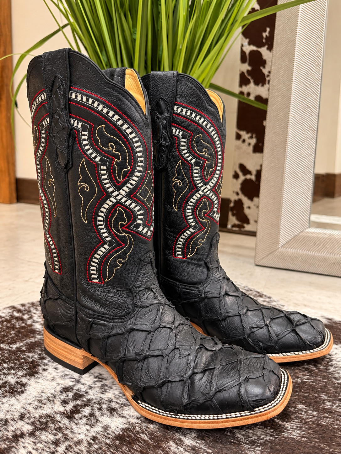 Men’s Pirarucu Square-Toe Boots