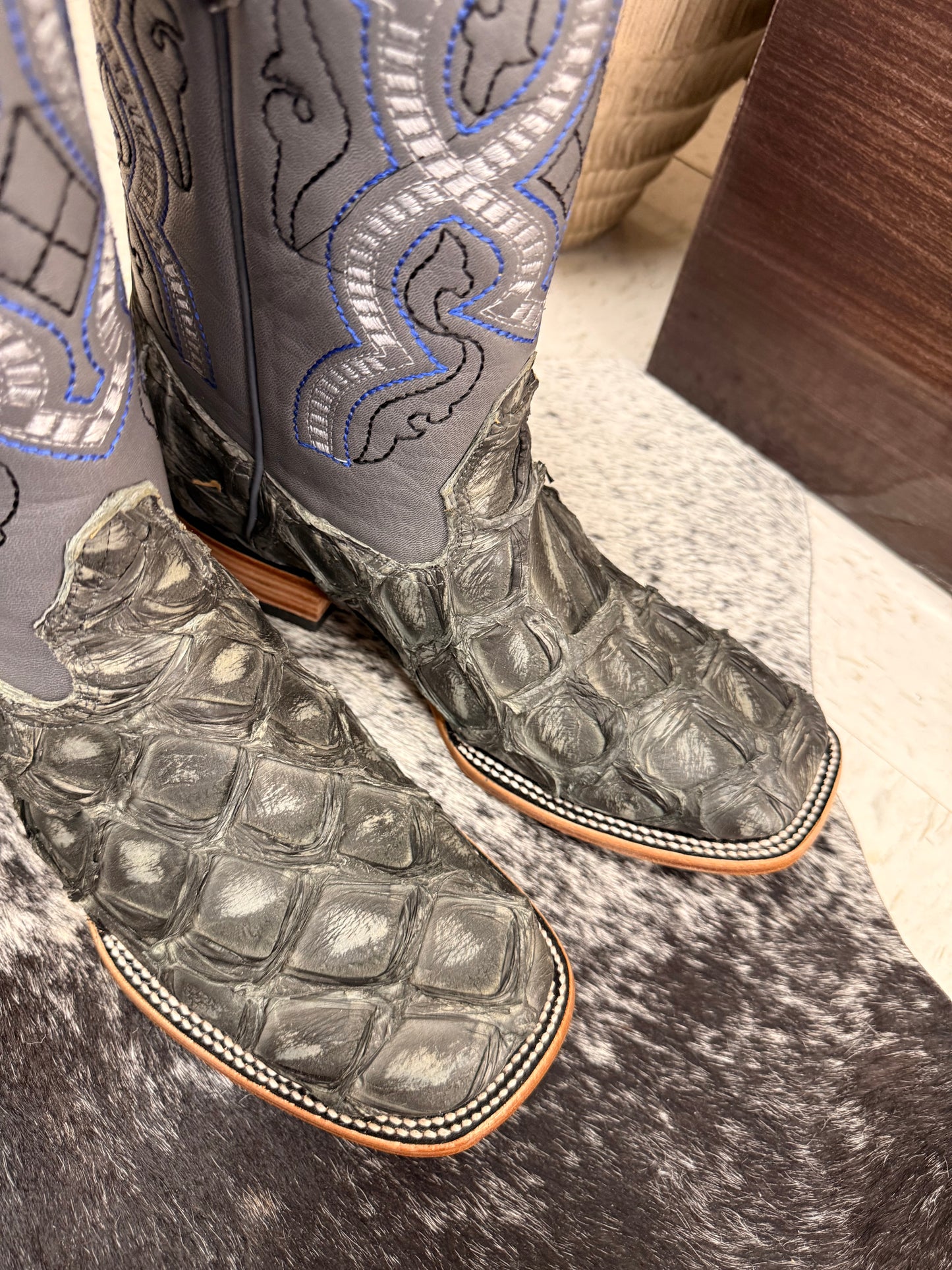 Men’s Pirarucu Square-Toe Boots