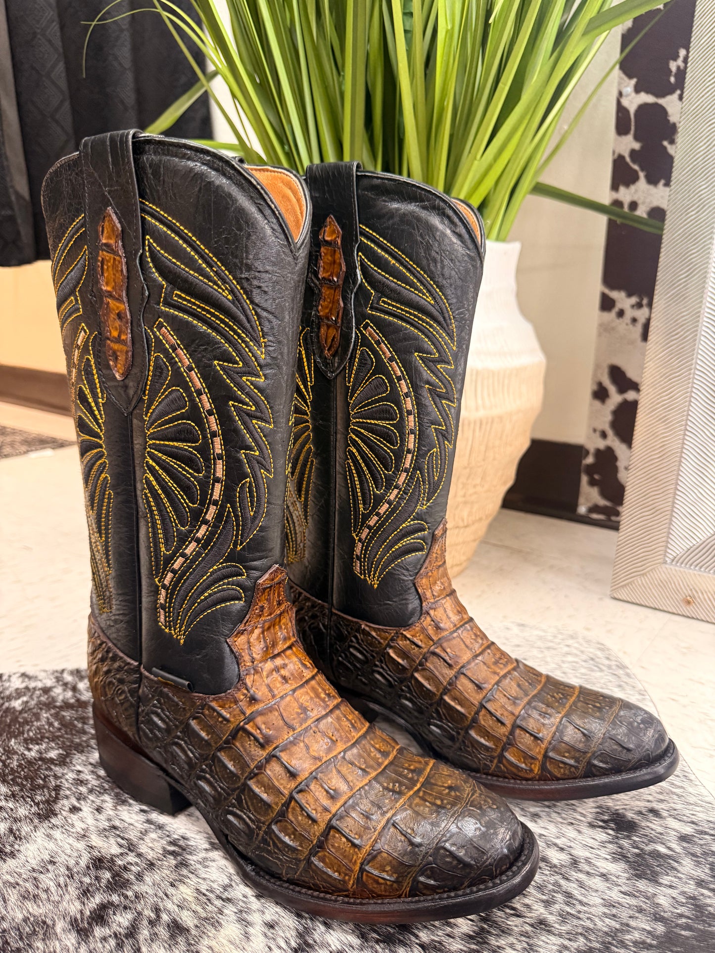Men’s Brown Crocodile Print Cowboy Boots – Round Toe