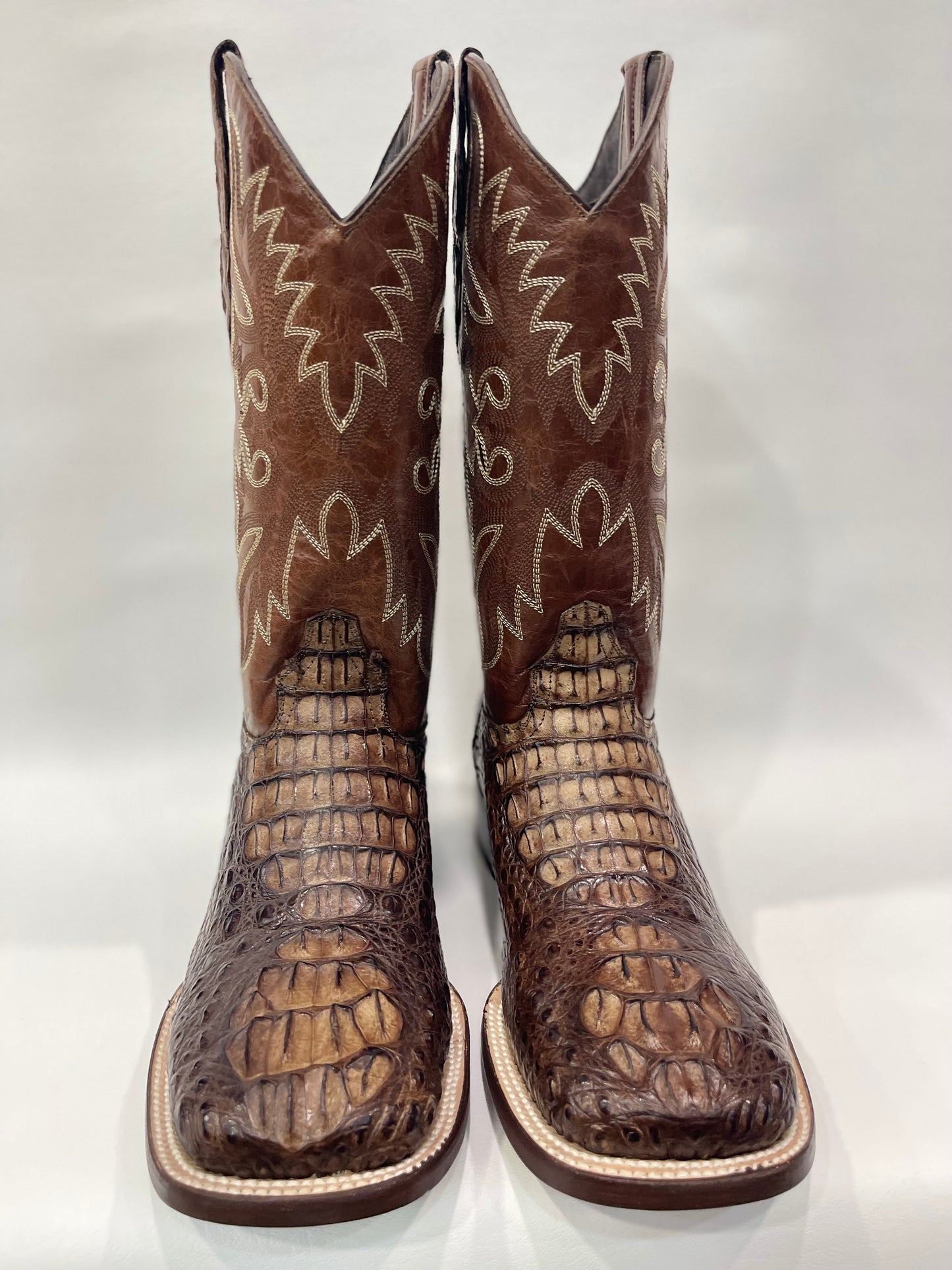 Men’s genuine exotic Caiman Neck Brown