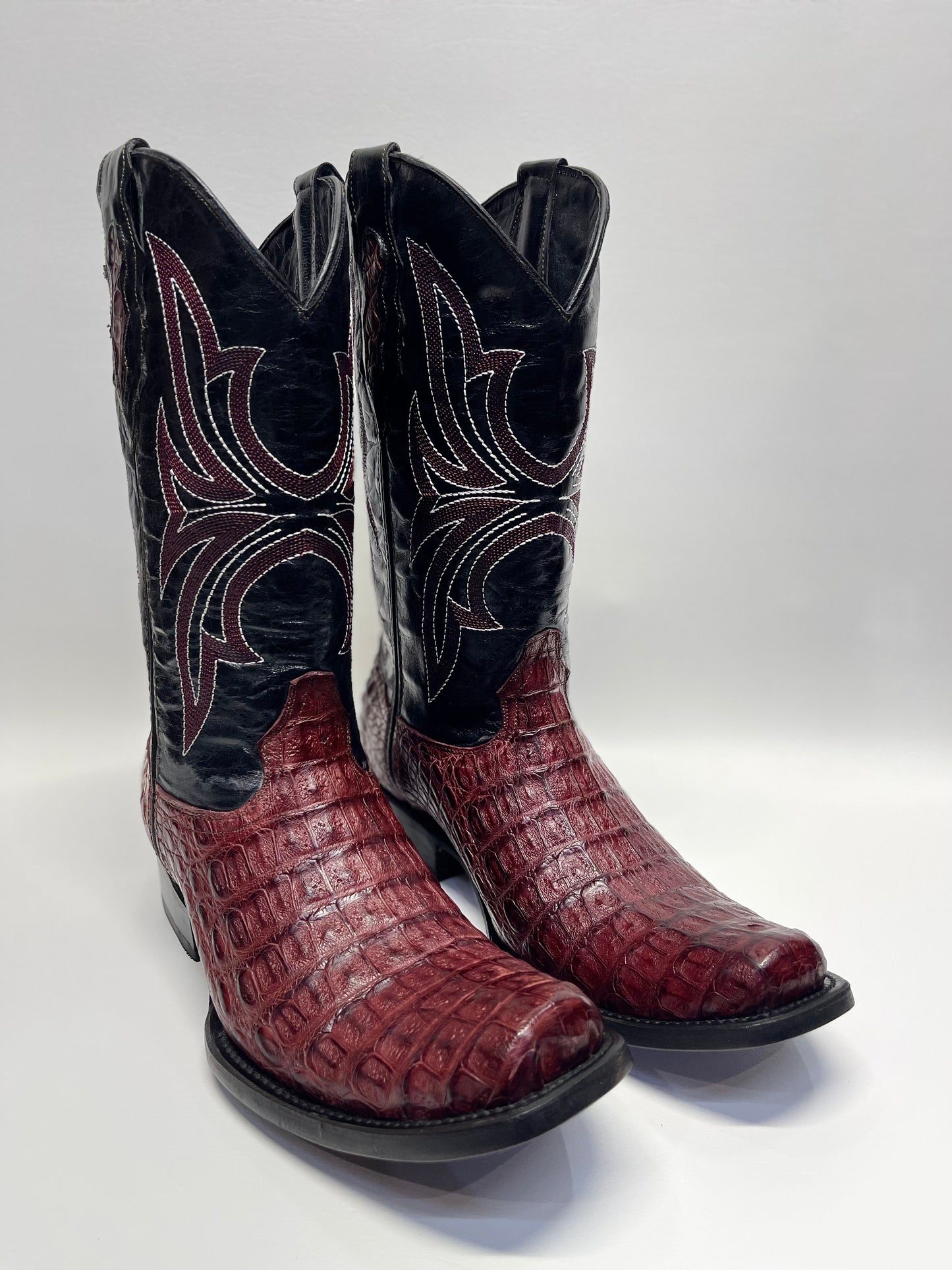 Men’s Wine Caiman Back Levi Toe Exotic Boot